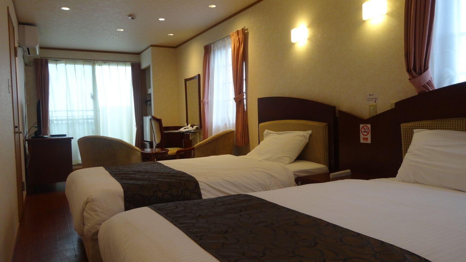 Hotel Castlevillage Miyakojima Екстер'єр фото