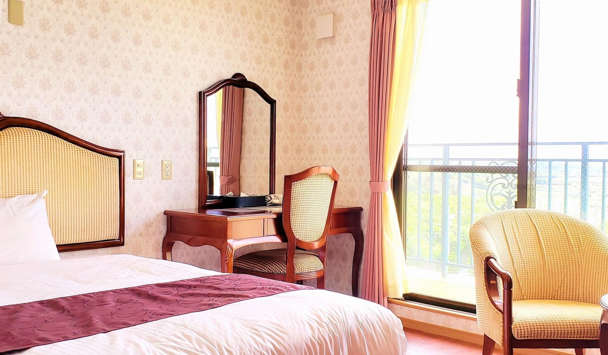 Hotel Castlevillage Miyakojima Екстер'єр фото