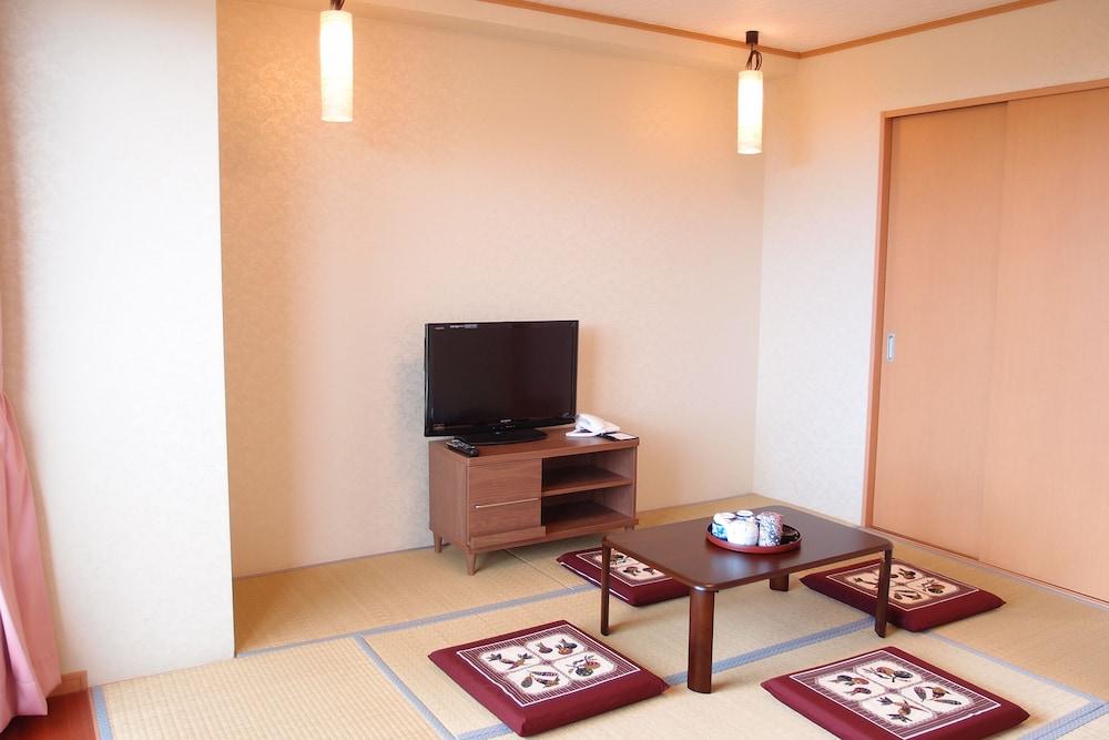 Hotel Castlevillage Miyakojima Екстер'єр фото