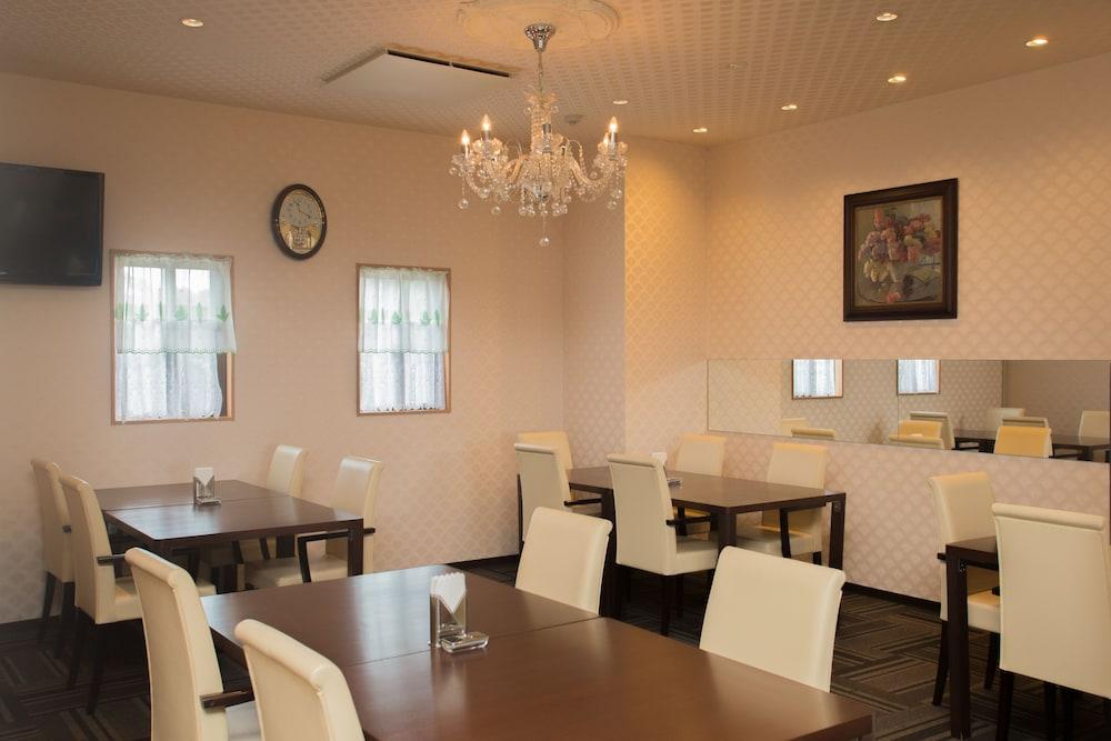 Hotel Castlevillage Miyakojima Екстер'єр фото