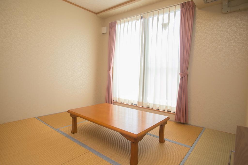 Hotel Castlevillage Miyakojima Екстер'єр фото